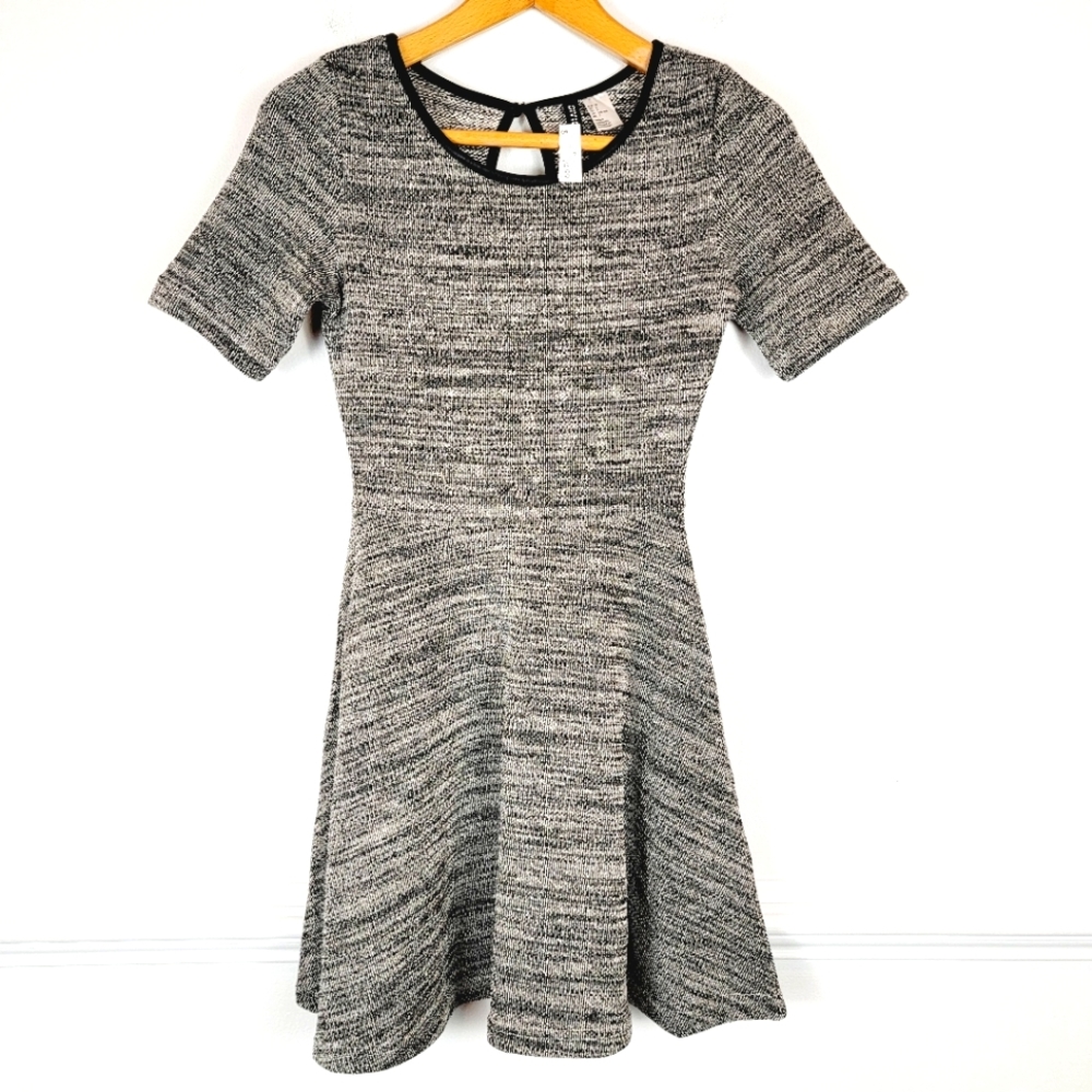NWT Divided H&M Tweed Skater Fit & Flare Dress Black White Size 2   0720